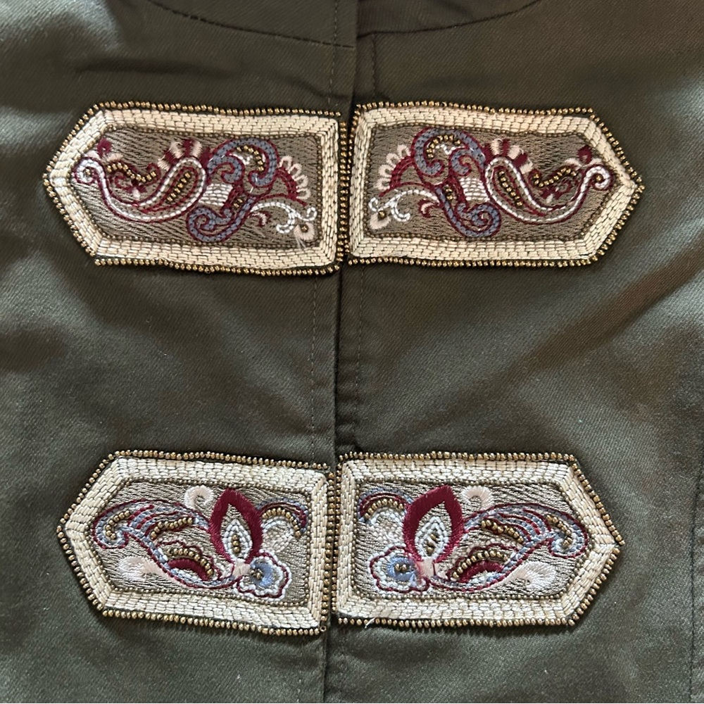 Chico’s Military-Style Embroidered Jacket – Size 0 - Picture 5 of 11
